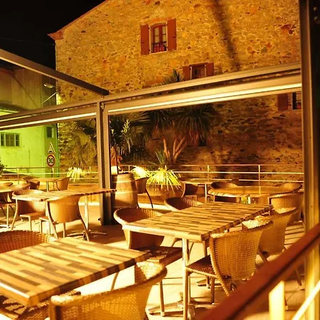 Logis Restaurant Du Vigneron 2*