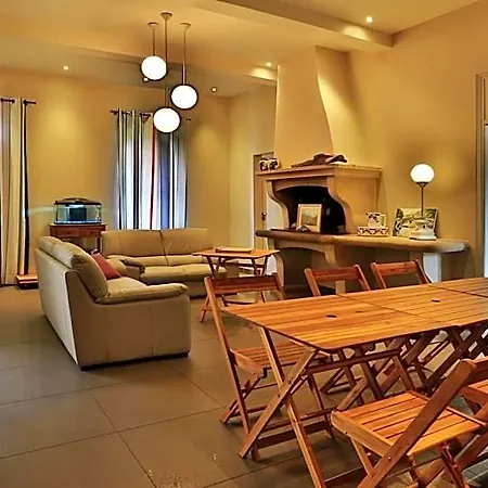 Logis Restaurant Du Vigneron Mini-hôtel Cucugnan