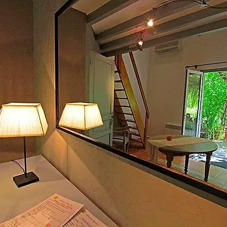 Logis Du Vigneron 3*