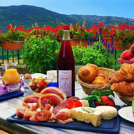Logis Restaurant Du Vigneron 3* Cucugnan