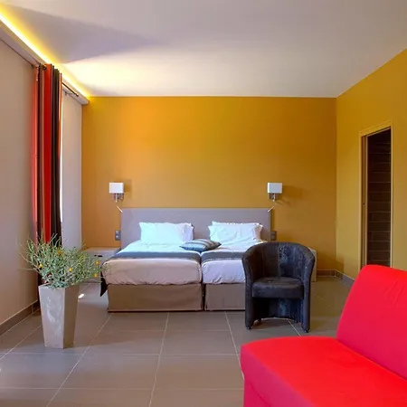 Logis Restaurant Du Vigneron 3* Cucugnan