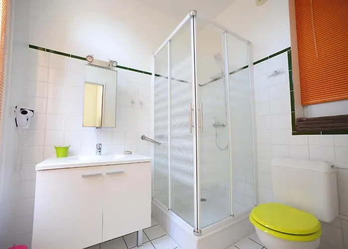 Inn Logis Restaurant Du Vigneron 3*