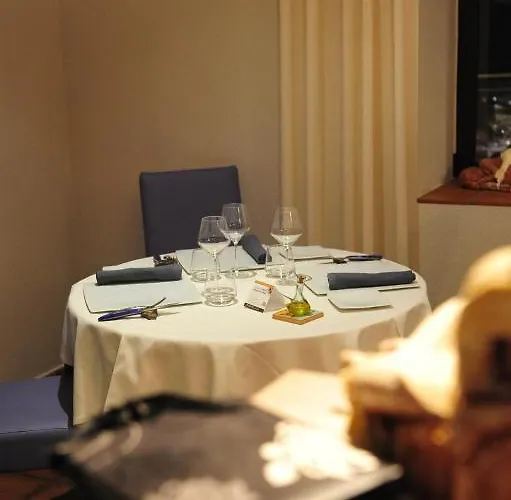 Inn Logis Restaurant Du Vigneron