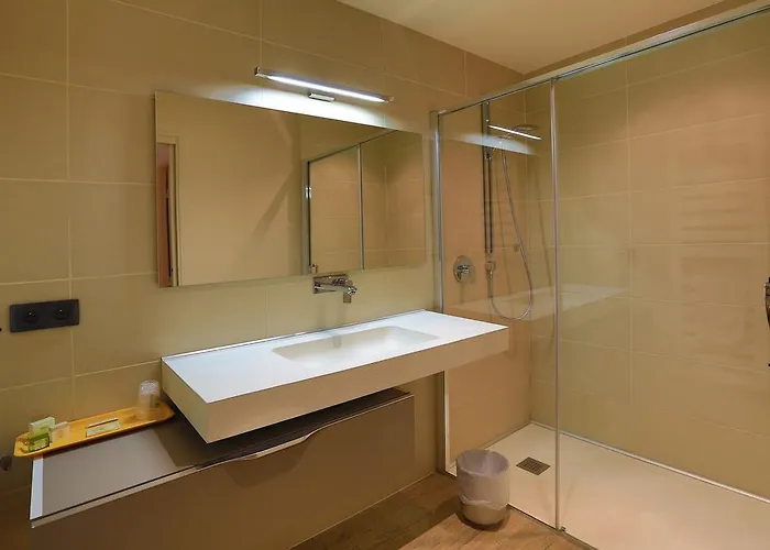 Logis Restaurant Du Vigneron 3* Cucugnan