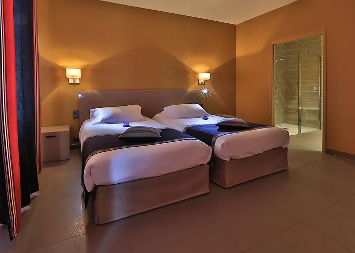 Inn Logis Restaurant Du Vigneron Cucugnan