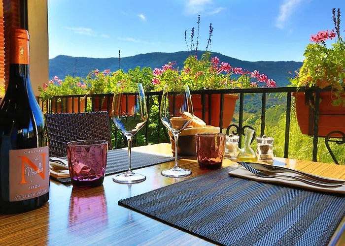 Logis Restaurant Du Vigneron Cucugnan